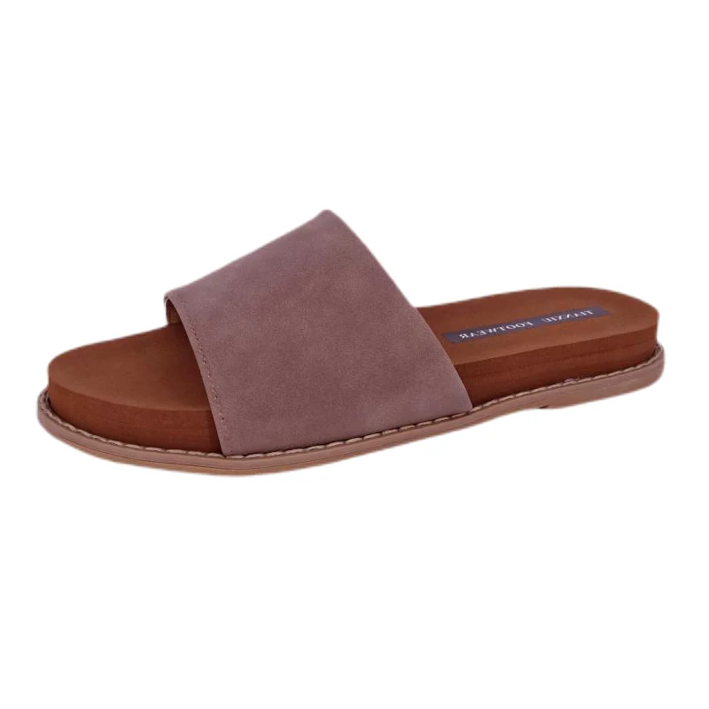 Mikä tekee moderneista litteistä sandaaleista tämän päivän käytännöllisimmän jalkineen?